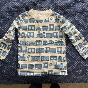 Winter water factory long sleeve size 4T blue trains